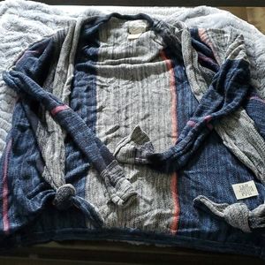 Billabong cardigan